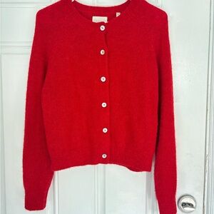 Doen Petra cardigan in bright red!